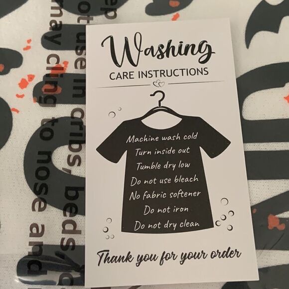 NWOT “ Thick Thighs and Spooky vibes “ hoodie  size M 🦇🦇🦇 - Picture 10 of 12